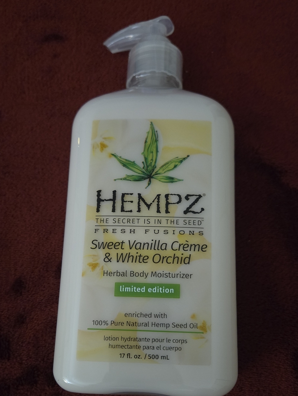 Hempz Sweet Vanilla Crème & White Orchid Herbal Body Moisturizer — White